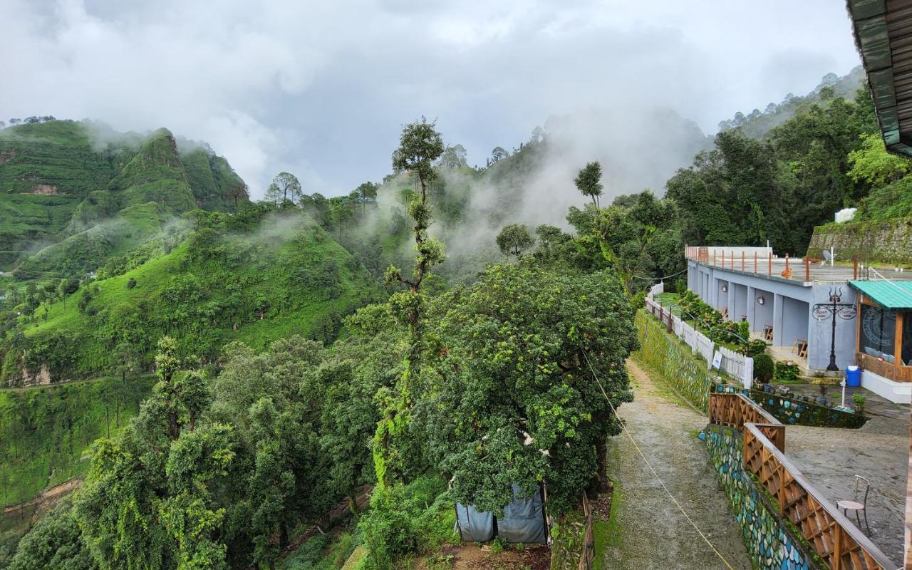 Shiva Valley Resort Kokhliyal Gaon Esterno foto