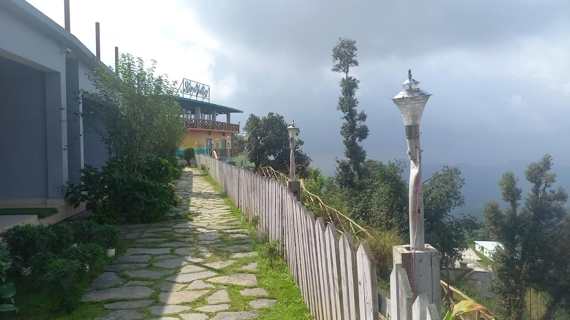 Shiva Valley Resort Kokhliyal Gaon Esterno foto