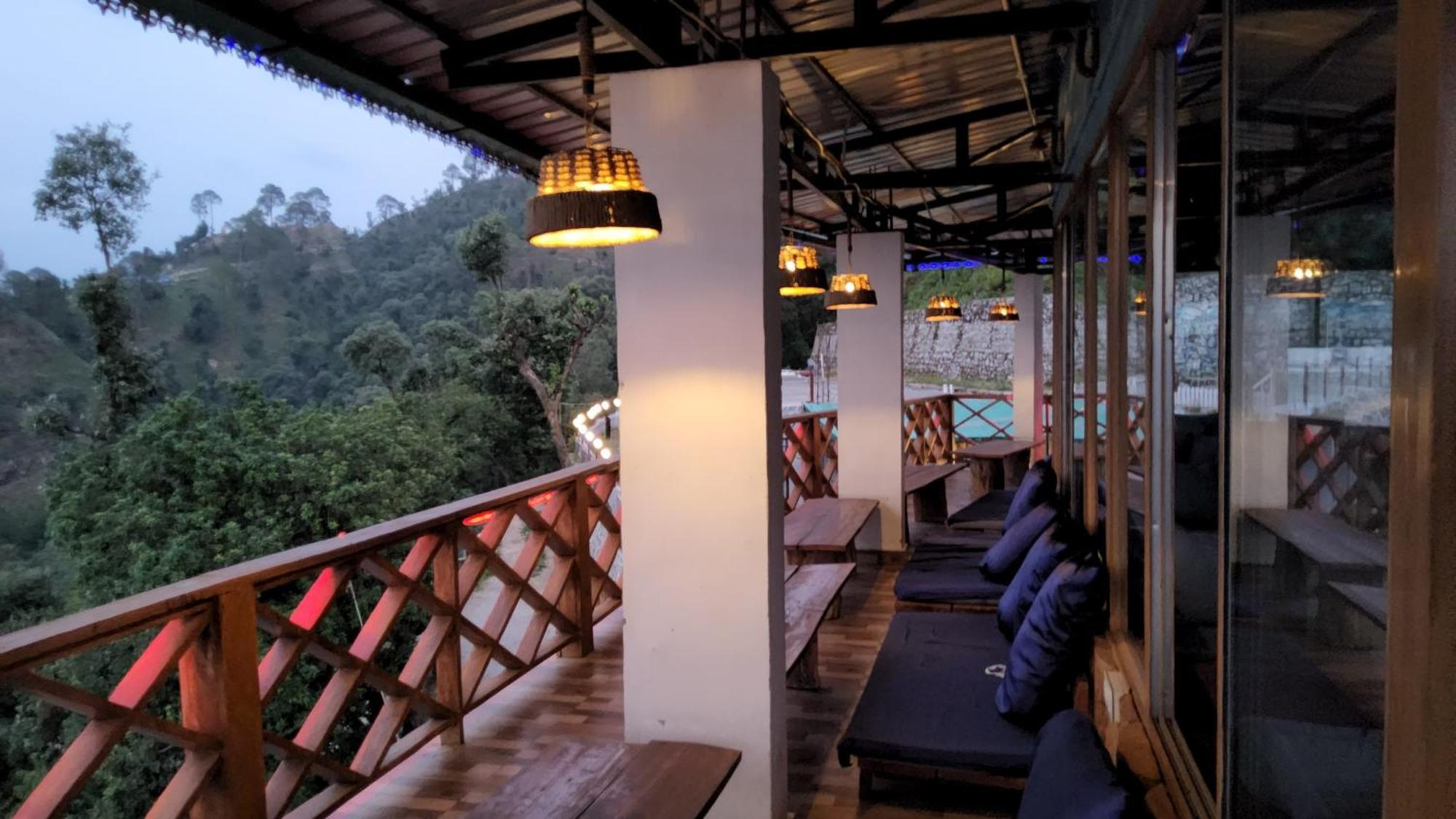Shiva Valley Resort Kokhliyal Gaon Esterno foto